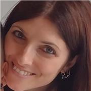 Laureata in scienze politiche impartisce ripetizioni di Inglese, italiano, scienze per scuole elementari e medie